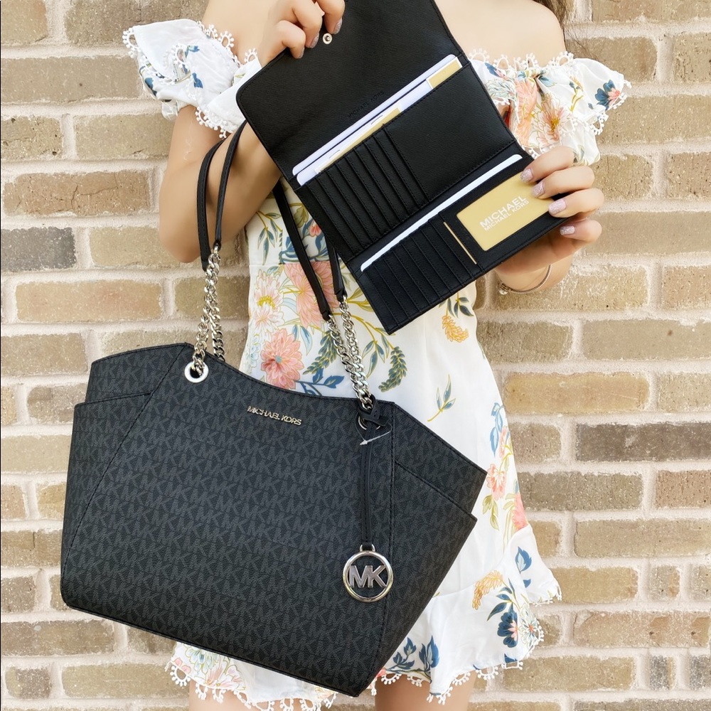 ‼️SALE‼️👜💕-NWT Michael Kors Tote&Wallet SET - Picture 2 of 6